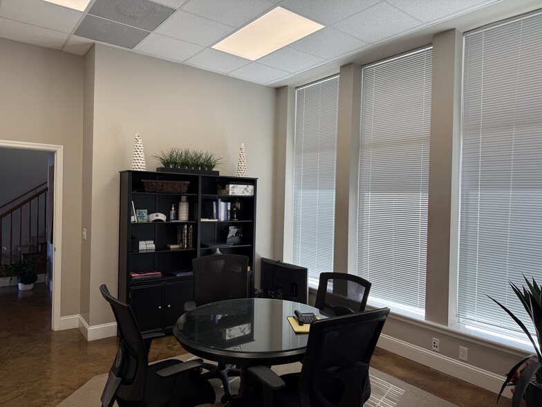 More Photos Of 1411 Queen St, Beaufort Office For Sale