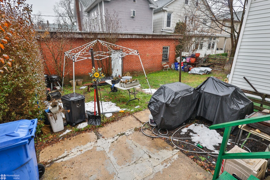 More Photos Of 301 E Bertsch St, Lansford Apartments For Sale