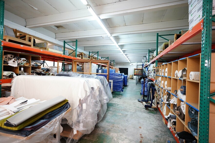 More Photos Of 667 NW 29th St, Miami Warehouse For Lease