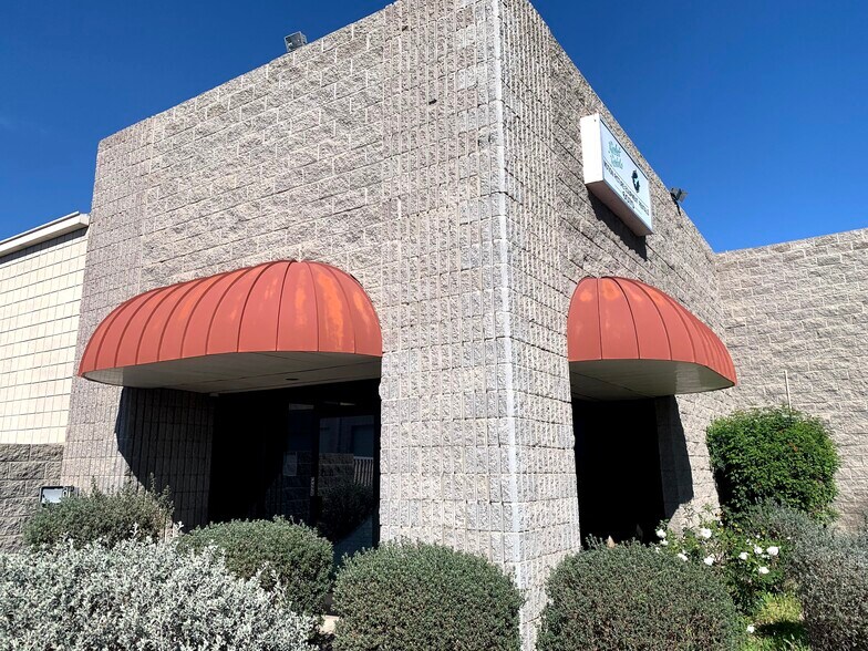 More Photos Of 6070 N 57th Ave, Glendale Warehouse For Sale