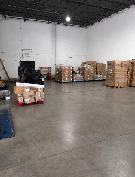 More Photos Of 10871 NW 33rd St, Miami Warehouse For Lease