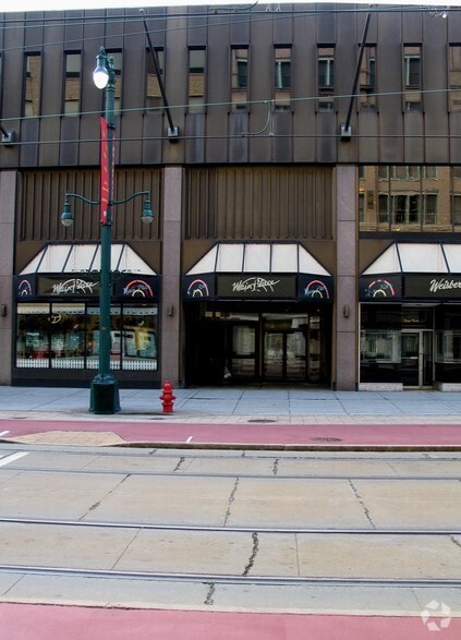 More Photos Of 390 Main St, Buffalo General Retail For Lease