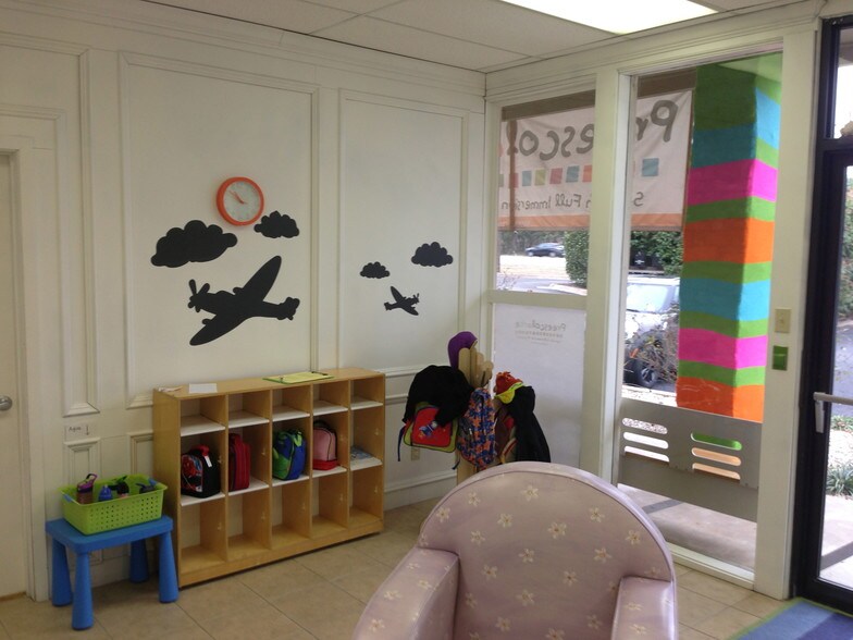 More Photos Of 8305 Hwy 71 W, Austin Storefront Retail Office For Lease