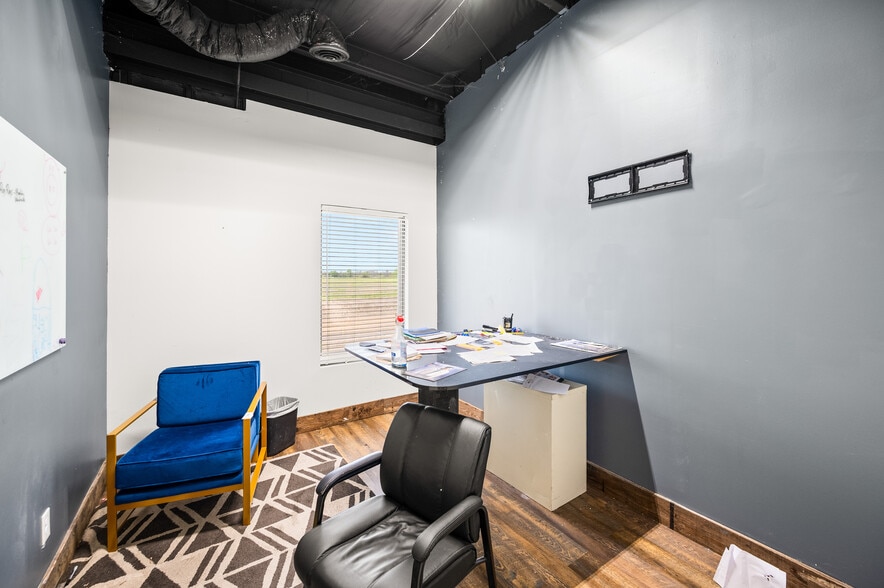 More Photos Of 1 King Timahoe Dr, Vidalia Industrial For Sale