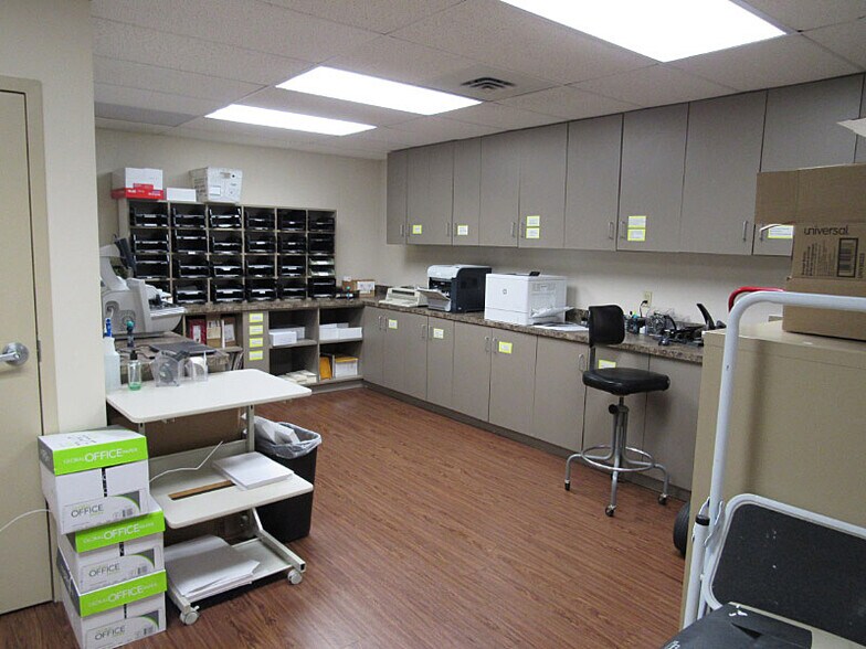 More Photos Of 1300 Market St, Lemoyne Office For Sale