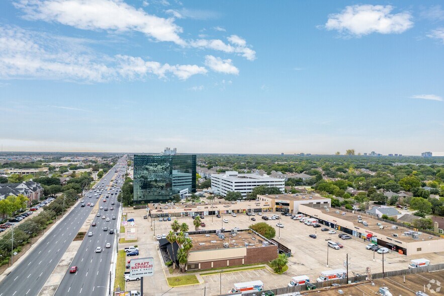 More Photos Of 11346-11470 Westheimer Rd, Houston Unknown For Lease