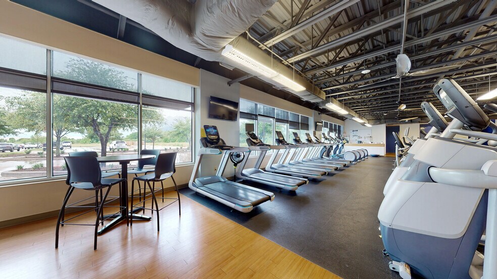 More Photos Of 3989 N Shore Dr, Bryan Medical For Lease