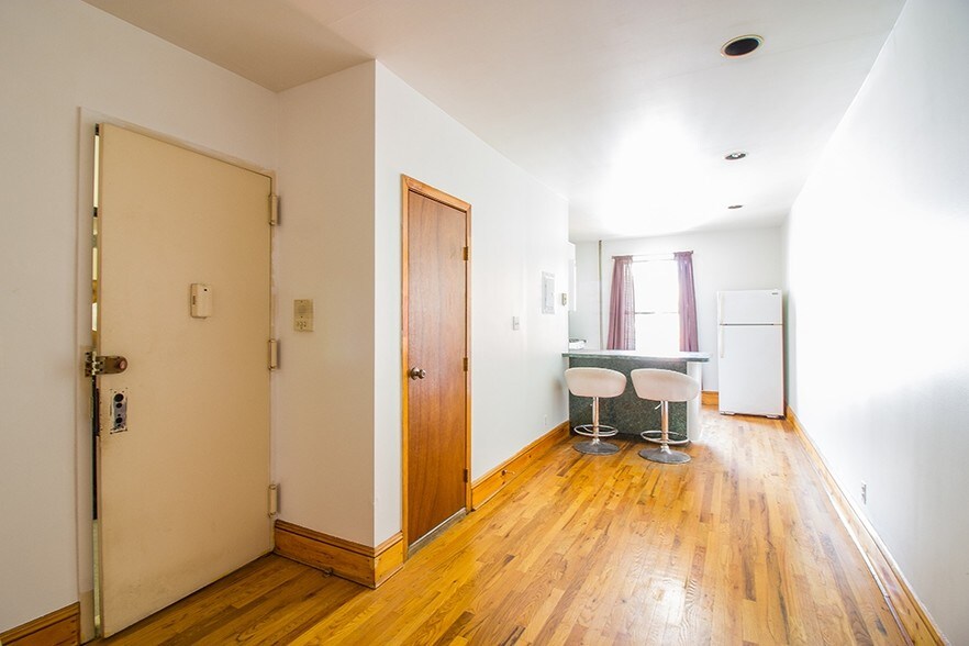 More Photos Of 435 Dekalb Ave, Brooklyn Apartments For Sale