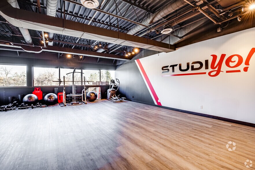 More Photos Of 14525 Hwy 7, Minnetonka Medical For Lease