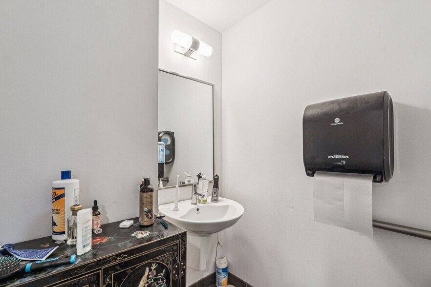 More Photos Of ,  Unknown For Sale