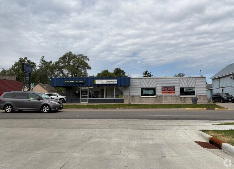 Primary Photo Of 105 N Main St, Pardeeville Storefront Retail Office For Lease