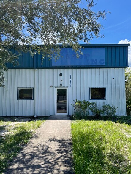 More Photos Of 31540 Progress Rd, Leesburg Unknown For Lease