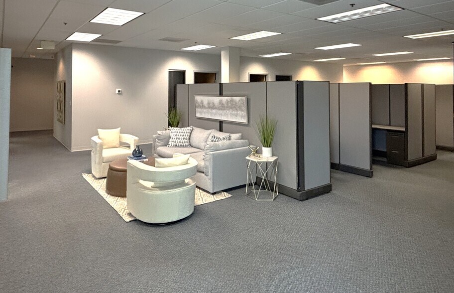 More Photos Of 43676 Trade Center Pl, Sterling Light Manufacturing For Sale