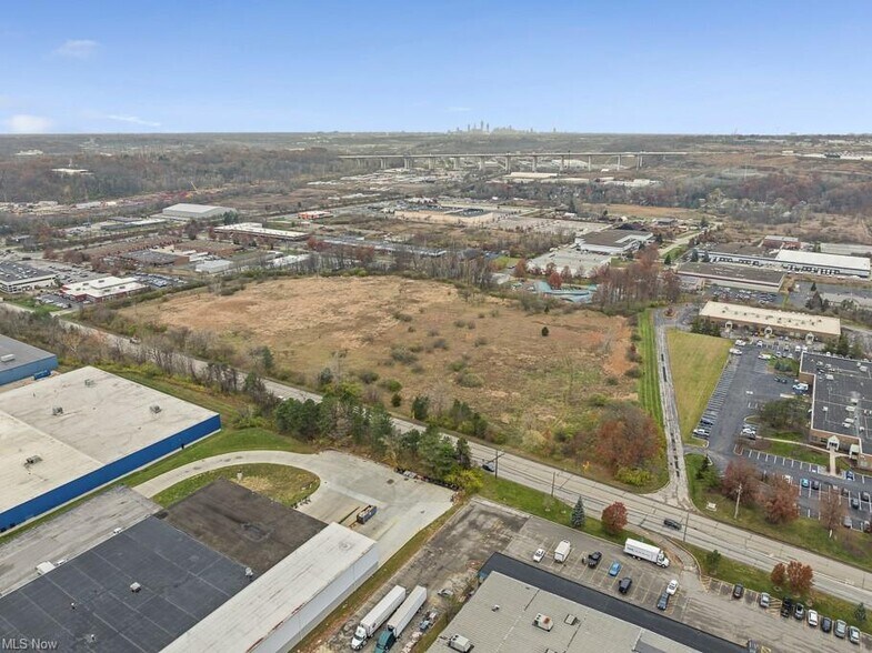 More Photos Of Rockside Rd & Sweet Valley dr, Valley View Land For Sale