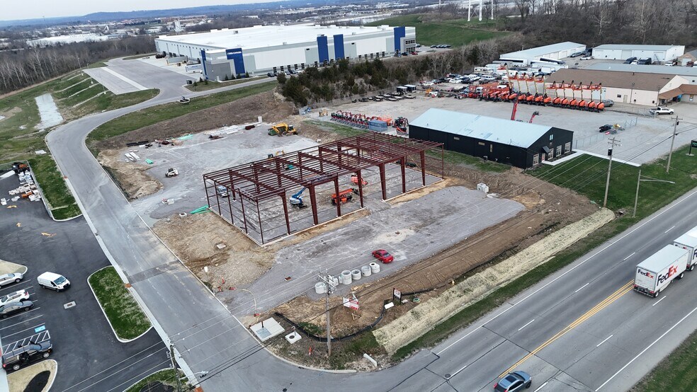 More Photos Of 9381 Seward Rd, Fairfield Warehouse For Lease