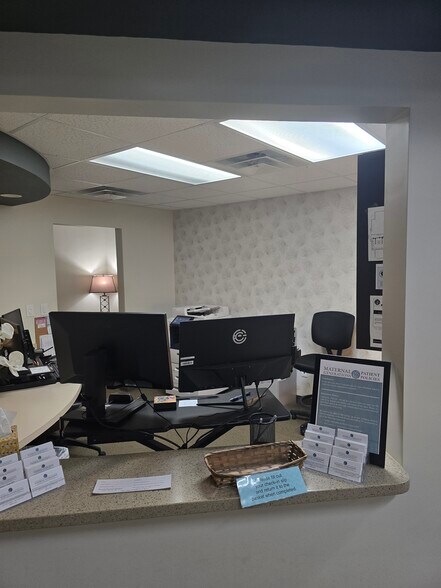 More Photos Of 2098 Teron Trace, Dacula Office For Sale