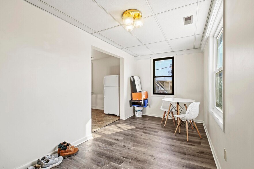 More Photos Of 37 Pierce St, Kingston Multifamily For Sale
