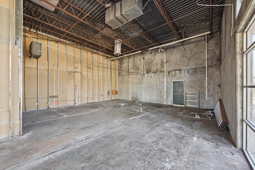 More Photos Of 16512-16580 El Camino Real St, Houston Storefront For Lease