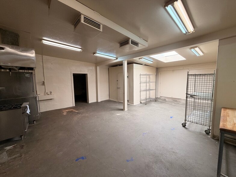 More Photos Of 1232 Broadway Ave, Seaside Storefront For Lease