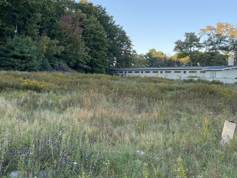 More Photos Of 295 Lake Louise Marie, Rock Hill Hotel For Sale