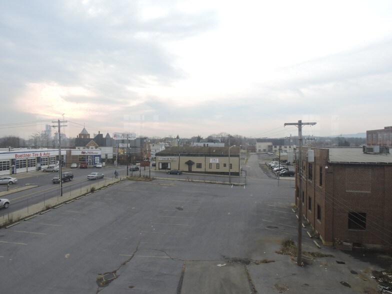 More Photos Of 301 Winchester Ave, Martinsburg Light Manufacturing For Sale