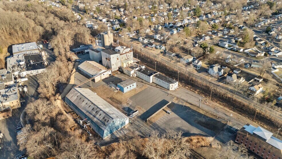 More Photos Of 46 Apel Pl, Manchester Warehouse For Sale