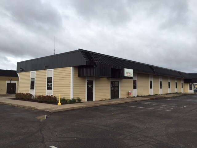 More Photos Of 118 Homestead Dr, New Richmond Medical For Lease