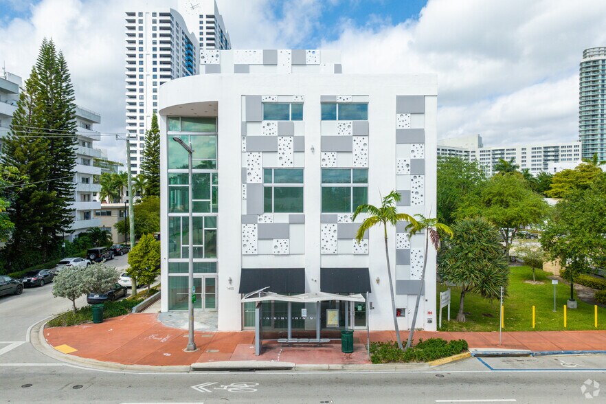 More Photos Of 1231 14th St, Miami Beach Storefront Retail Office For Lease