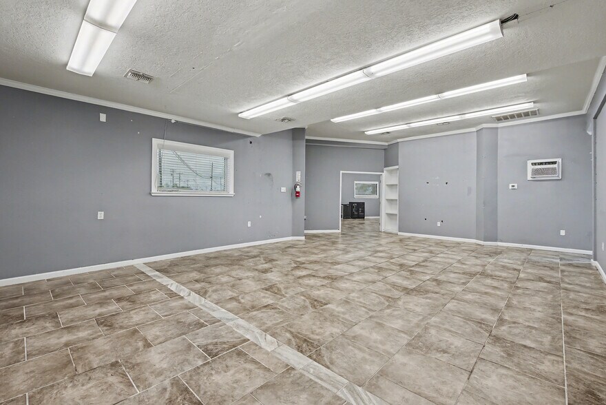 More Photos Of 1227 S College Ave, Bryan Office For Sale