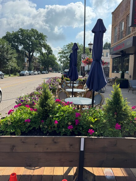 More Photos Of 664 Grand Ave, Saint Paul Storefront Retail Residential For Sale