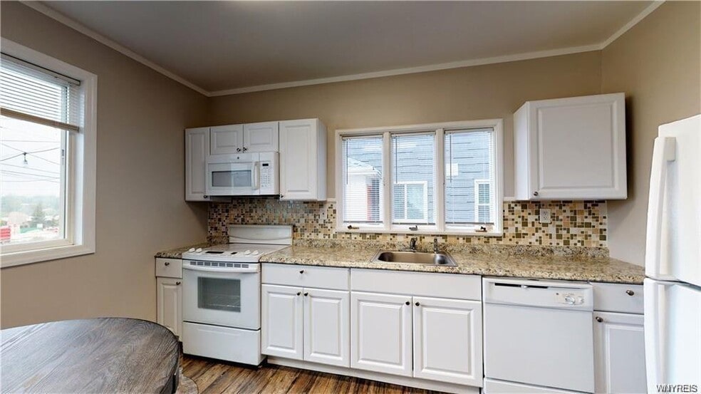 More Photos Of , Niagara Falls Unknown For Sale