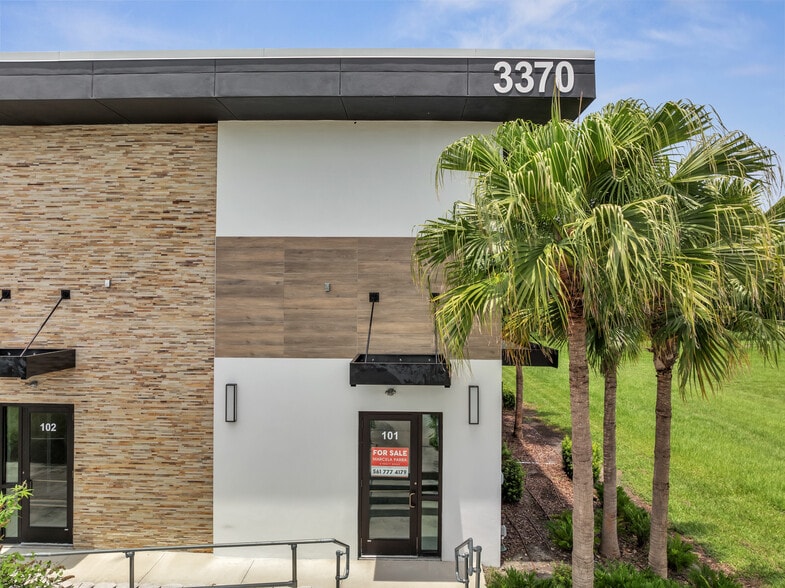 More Photos Of 3370 Rouse Rd, Orlando Storefront For Sale