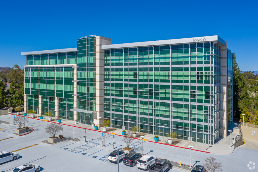 Primary Photo Of 10920 Via Frontera, San Diego Office For Lease