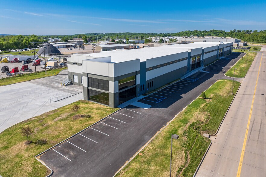 More Photos Of 2880 Arnold Tenbrook Rd, Arnold Manufacturing For Lease