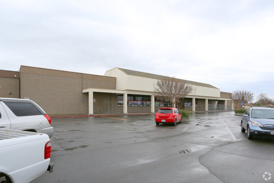 More Photos Of 4020 Florin Rd, Sacramento Freestanding For Sale