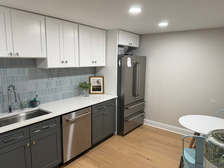 More Photos Of 573 Merrimon Ave, Asheville Medical For Lease