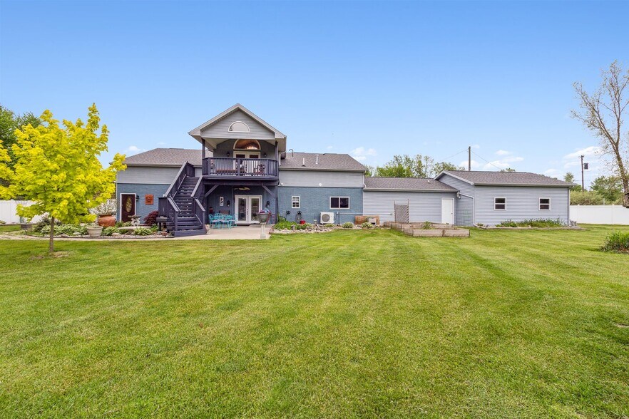 More Photos Of 7010 Frances Rd, Flushing Convenience Store For Sale