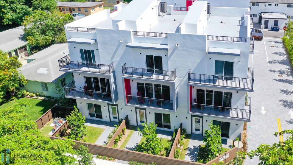 More Photos Of 1813 Madison St, Hollywood Apartments For Sale