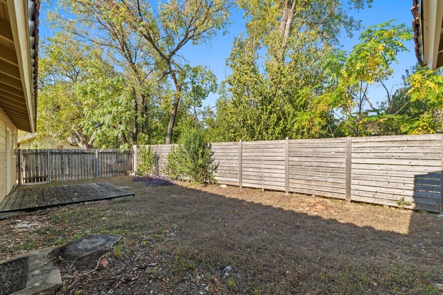 More Photos Of 4320 James Casey St, Austin Medical For Sale