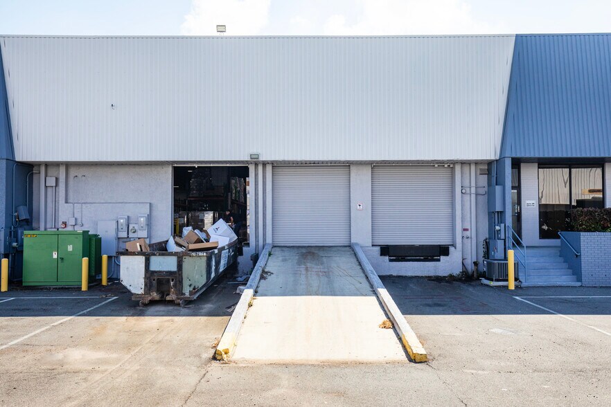 More Photos Of 4640-4670 L B Mcleod Rd, Orlando Unknown For Lease