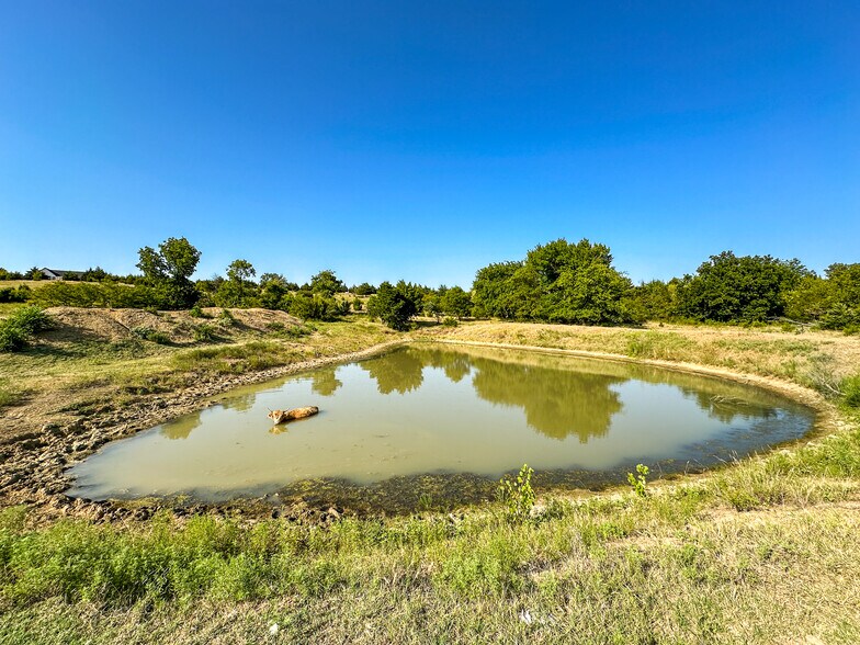 More Photos Of 5871 Roper Rd, Sperry Land For Sale