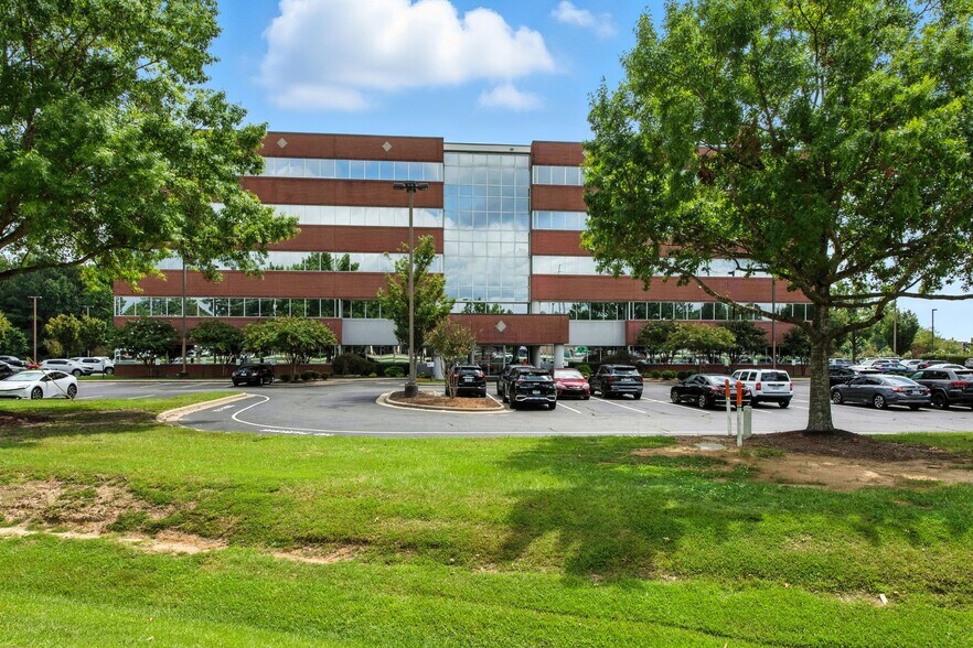 Primary Photo Of 901 N Winstead Ave, Rocky Mount Medical For Lease