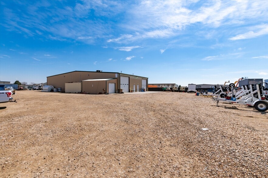 More Photos Of 14274 Longs Peak Ct, Mead Warehouse For Lease