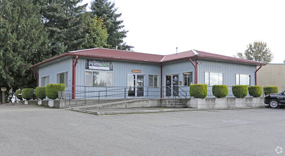 More Photos Of 13819 Meridian Ave E, Puyallup Office For Lease