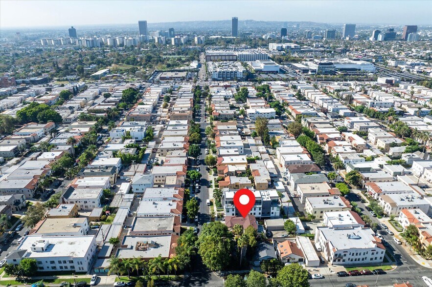 More Photos Of 457 N Stanley Ave, Los Angeles Apartments For Sale
