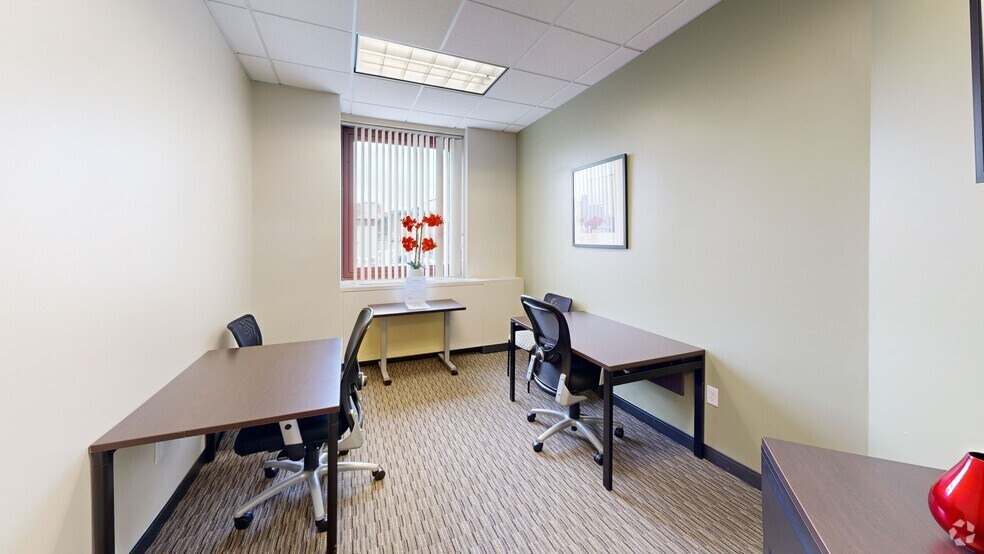 Photo of 7th Floor Ste Office for 2