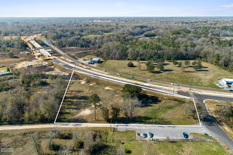 Primary Photo Of 1101 Main St, Petal Land For Sale