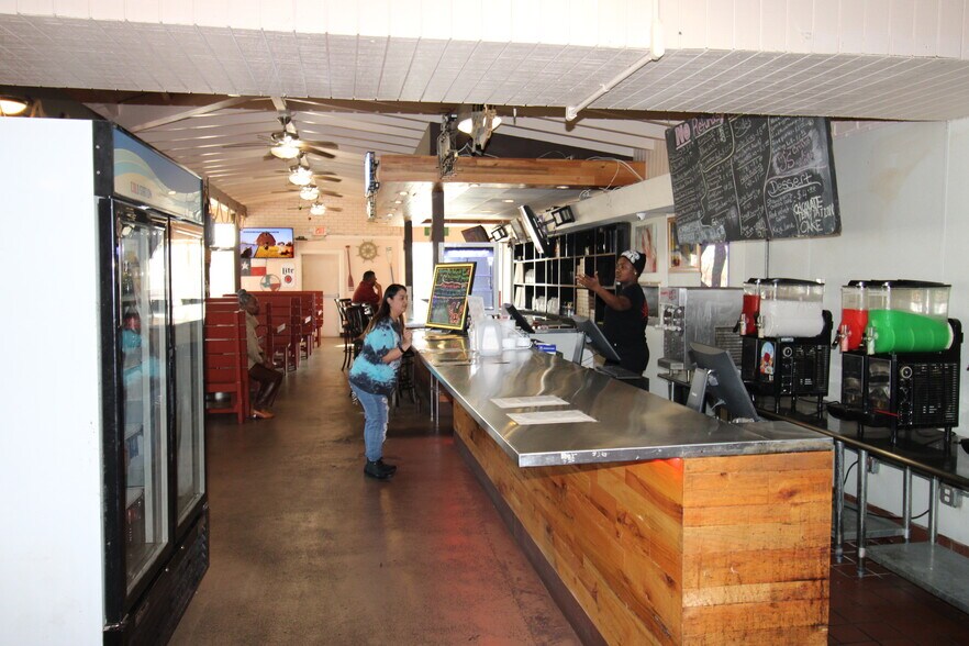 More Photos Of 1109 E Pleasant Run Rd, DeSoto Restaurant For Sale