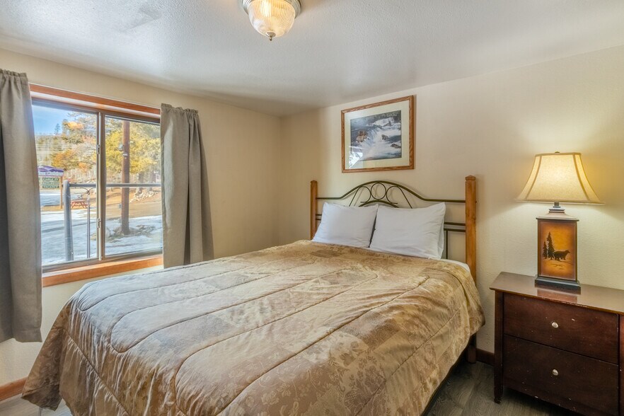 More Photos Of 416 Grand Ave, Grand Lake Hotel For Sale