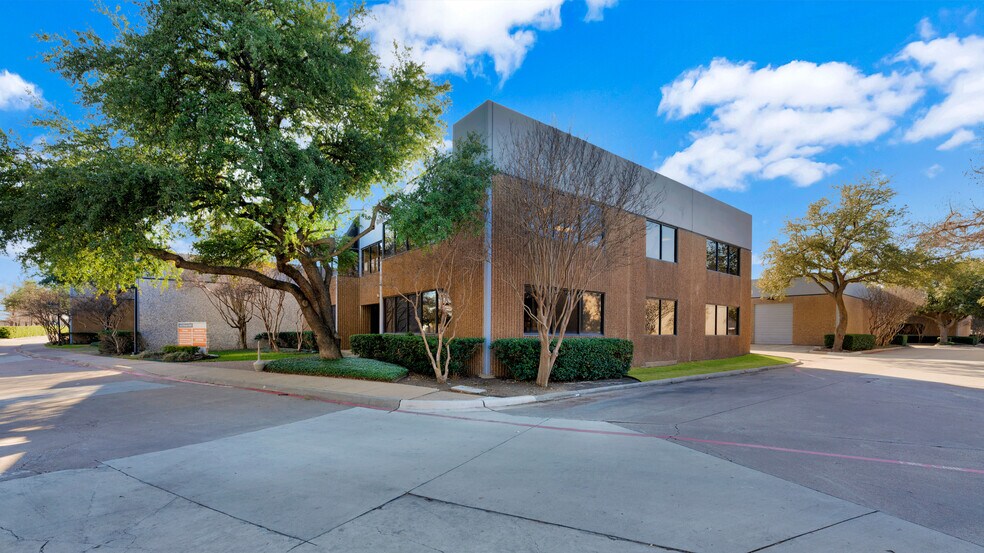 More Photos Of 8402 Sterling St, Irving Unknown For Lease